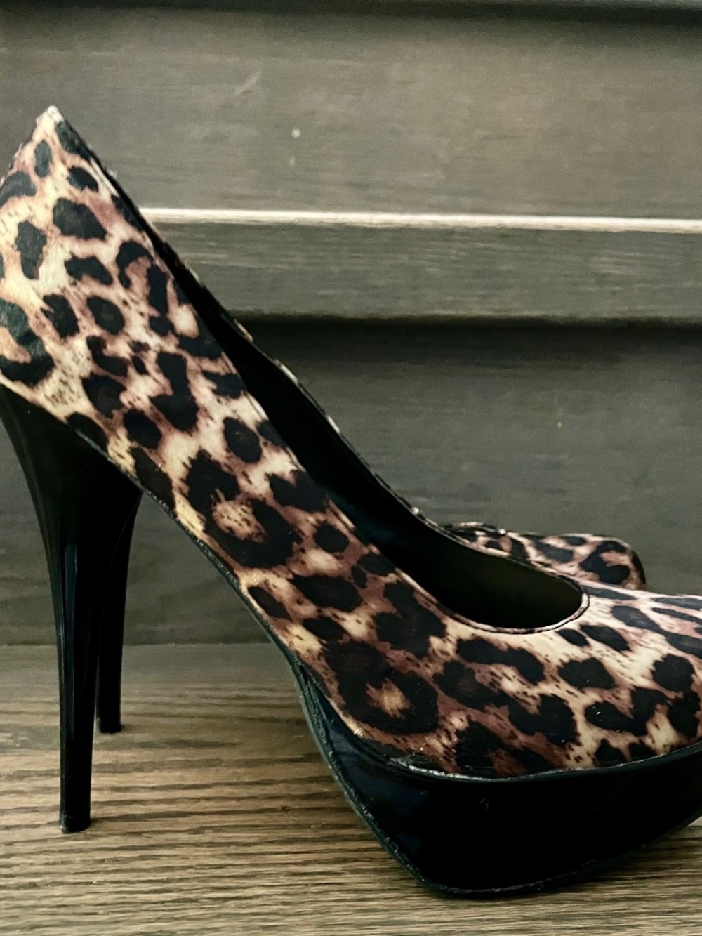 Leopard Print Stiletto Pumps